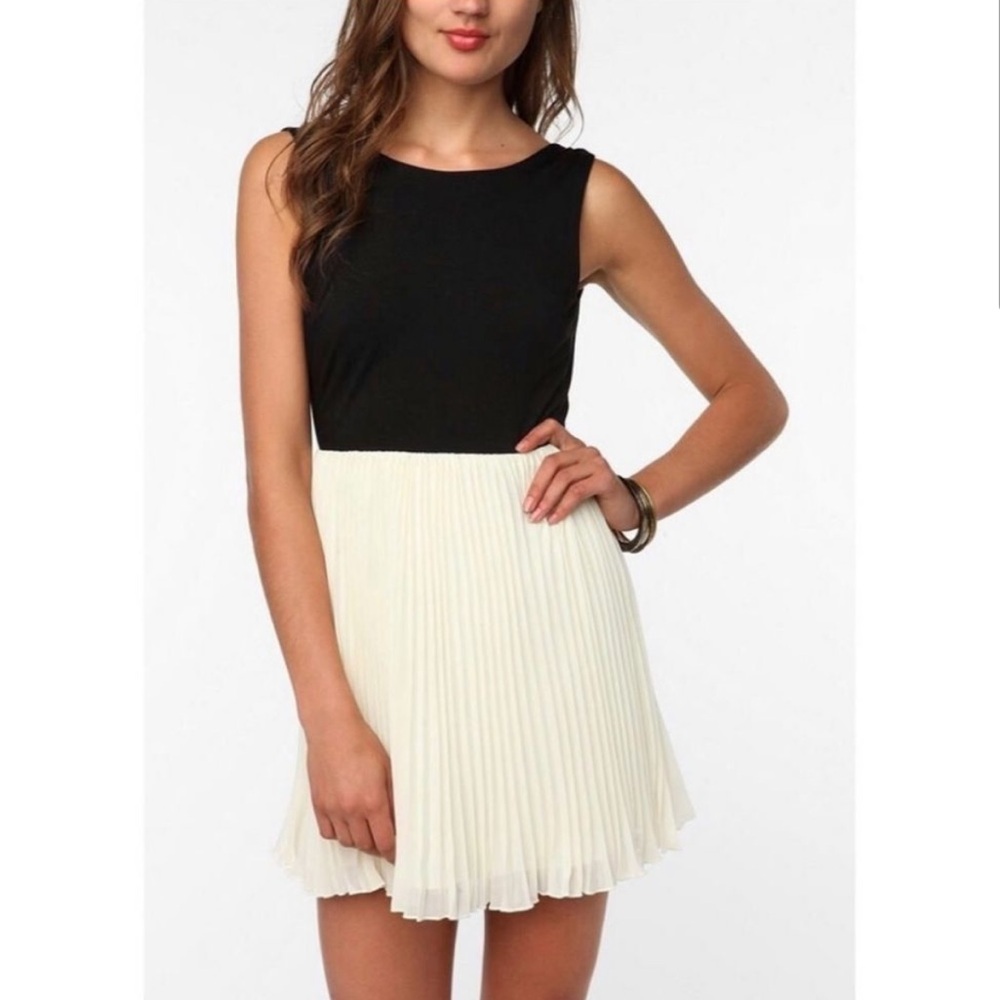 KNT by Kova and T Black and White Dress